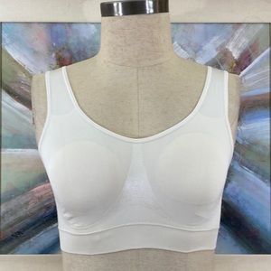 TrueKind Everyday Throw-On Wireless Bralette NWOT